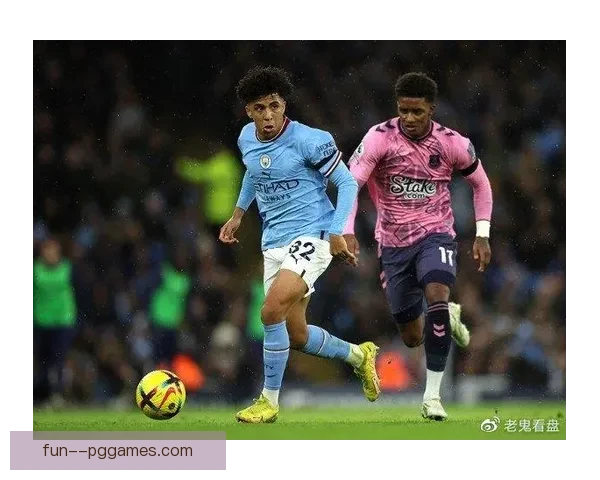 曼城宣布后卫刘易斯获得加薪续约奖励 确保未来稳定发展