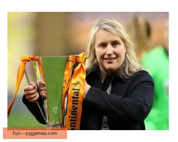 海耶斯荣膺女足最佳教练奖成为历史新高荣誉代表